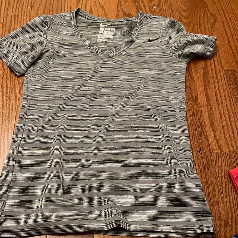 Nike dry fit tee